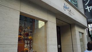 定期的にたちよりたい靴屋さん