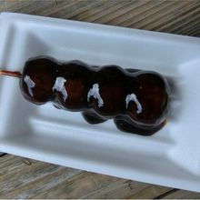 黒蜜だんご。蜜はたっぷり