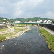 毎年11月第2週の金、土、日の3日間に行われる「千年あかり」