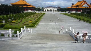 でっかい広場です。