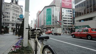 平日の銀座をチャリでかっ飛び！