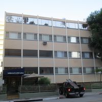 シンプルな外観。外見じゃわからない。何事も笑