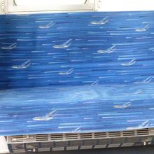 シートに飛行機の絵柄