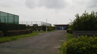 水処理上の上にある公園