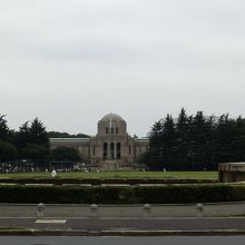 聖徳記念絵画館