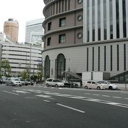 地下街はレストラン街として知られている大阪富国生命ビル（おおさかふこくせいめいビル）