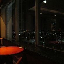 夜景を充分に楽しめます