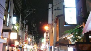 お肉屋さんの焼き肉店「初喜」は西新商店街にありとても美味しいお店です。