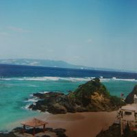 ホテルの前のビーチ