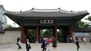 都会の中のオアシス