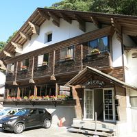 どの部屋からの大塔川と熊野の山の景色が見える。