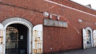 異国情緒を感じながらショッピングできます