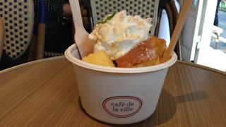 フレンチトーストが様々な味で楽しめます