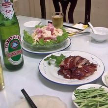 夕食の北京ダックです