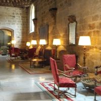 重厚な雰囲気のサロン