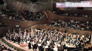 近代的だけど響きのいいホールではない