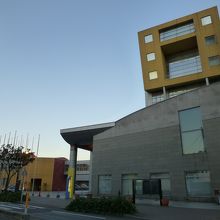 面白い形をしています．