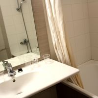 バスタブ、洗面台、トイレが同室にあります