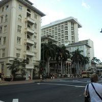 ワイキキビーチの中心にあります