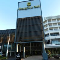 玄関側から見た外観