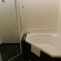 バスタブ＆シャワーブース