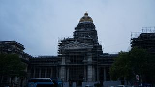 この辺で一番大きい建物？？