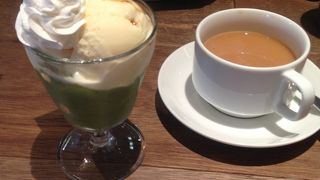 おしゃれカフェ