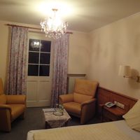 若干古いですが、女性好みの室内