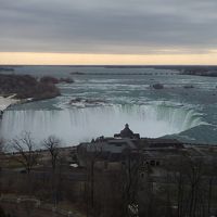 客室からの滝のながめ