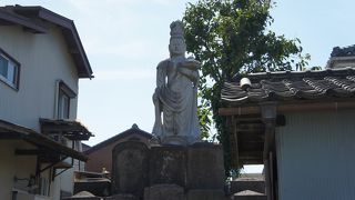 七福神のうち、弁財天を祀るお寺
