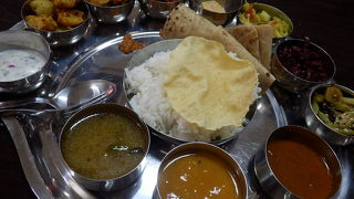 thali NR sweets cafe