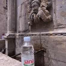 冷たくて美味しいお水