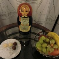 チョコレートと果物が用意されてました。