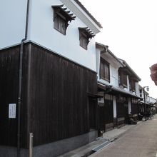 美しい白壁の風情