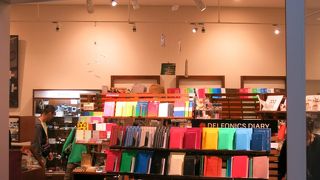 オシャレな雑貨・文具店