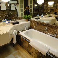 足も伸ばせるバスタブ