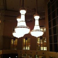 名物シャンデリア　一見の価値ありですよ