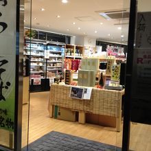 お酒も沢山あります