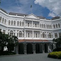 コロニアル調の雰囲気ある外観です