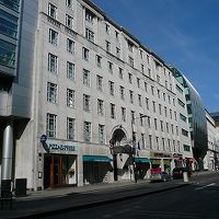 ホルボーン駅近くの好立地です