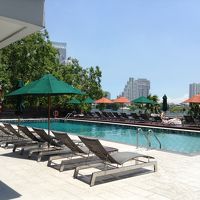 テラスプール　昼