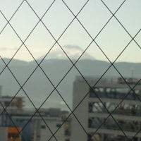 ちょっと雲がかかった富士山。