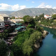 橋自体もいいですが　橋からの眺めもいいです。