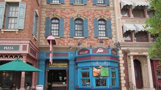 セットは３種類のピザから選べます