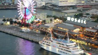 歩き回ることなく１日楽しめるメリケンパークの神戸モザイク