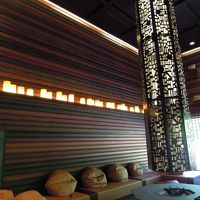 開放感のあるロビーラウンジ