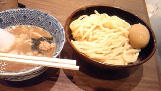 あの有名な“つけ麺”