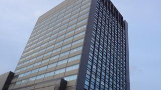 幅広い演目が行われています