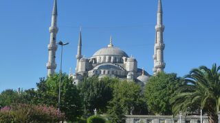 旧市街の観光の中心