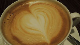 フィレンツェ生まれのグッチでお茶♪敷居が高そうなのに実は居心地いい～　グッチカフェ（Gucci Cafe）